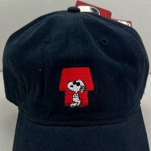 Mens Snoopy Peanuts Forever 21 Hat Brand New With Tags